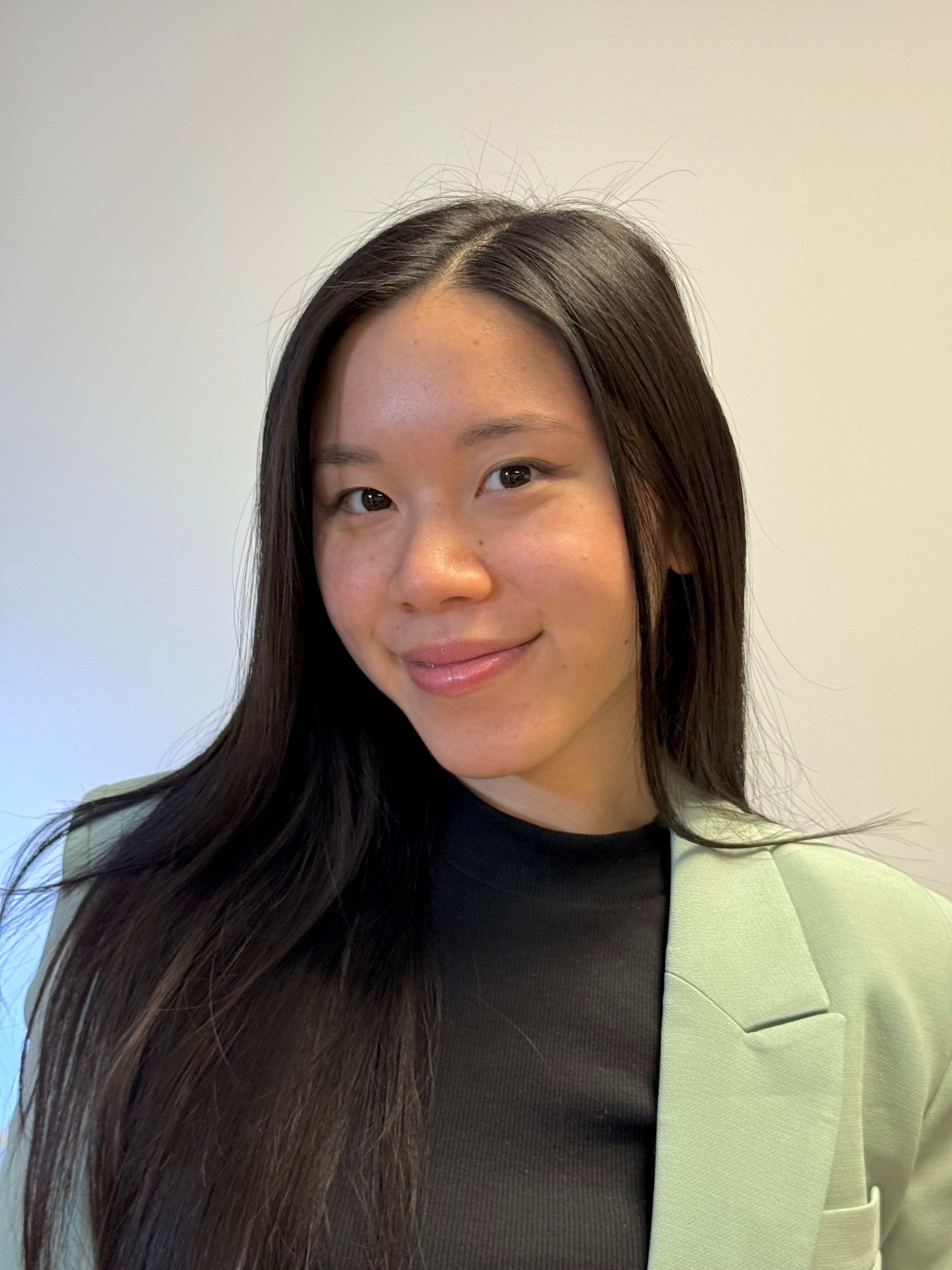 Annie Nguyenova